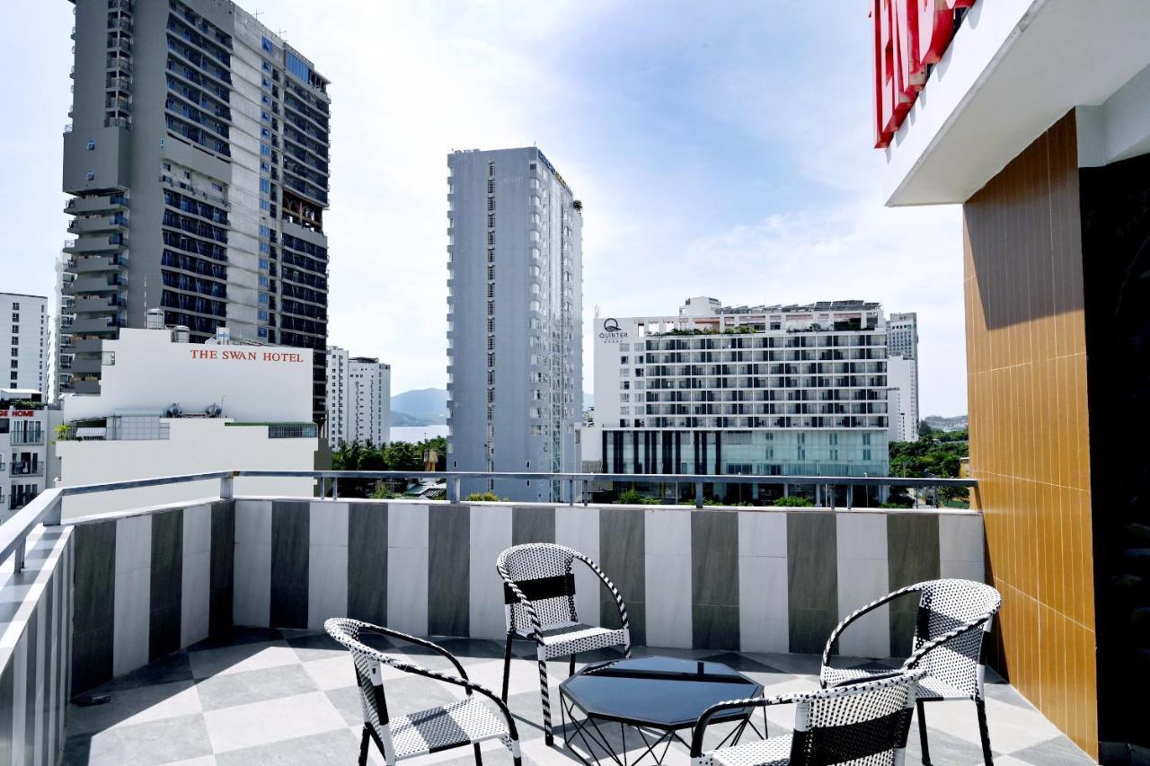Ten Dollars Hotel Nha Trang Zewnętrze zdjęcie